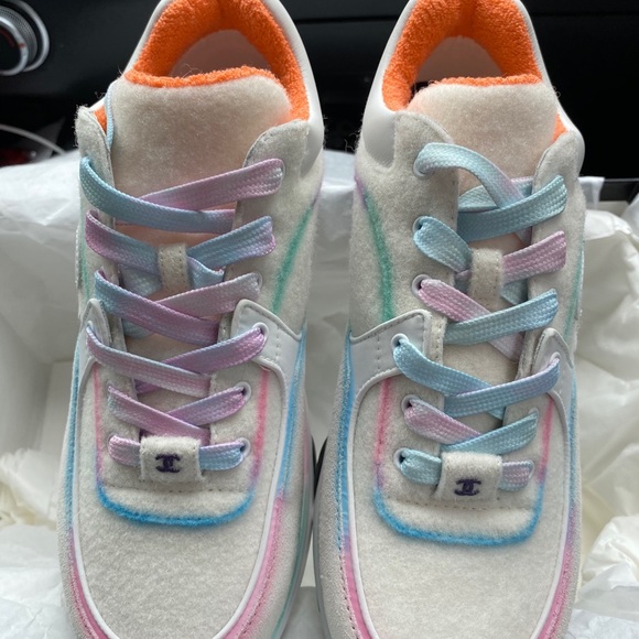 SPORTS Low-Top Sneakers from CHANEL, 2020-21FW - Picture 4 of 7